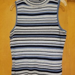 Crew neck sweater top